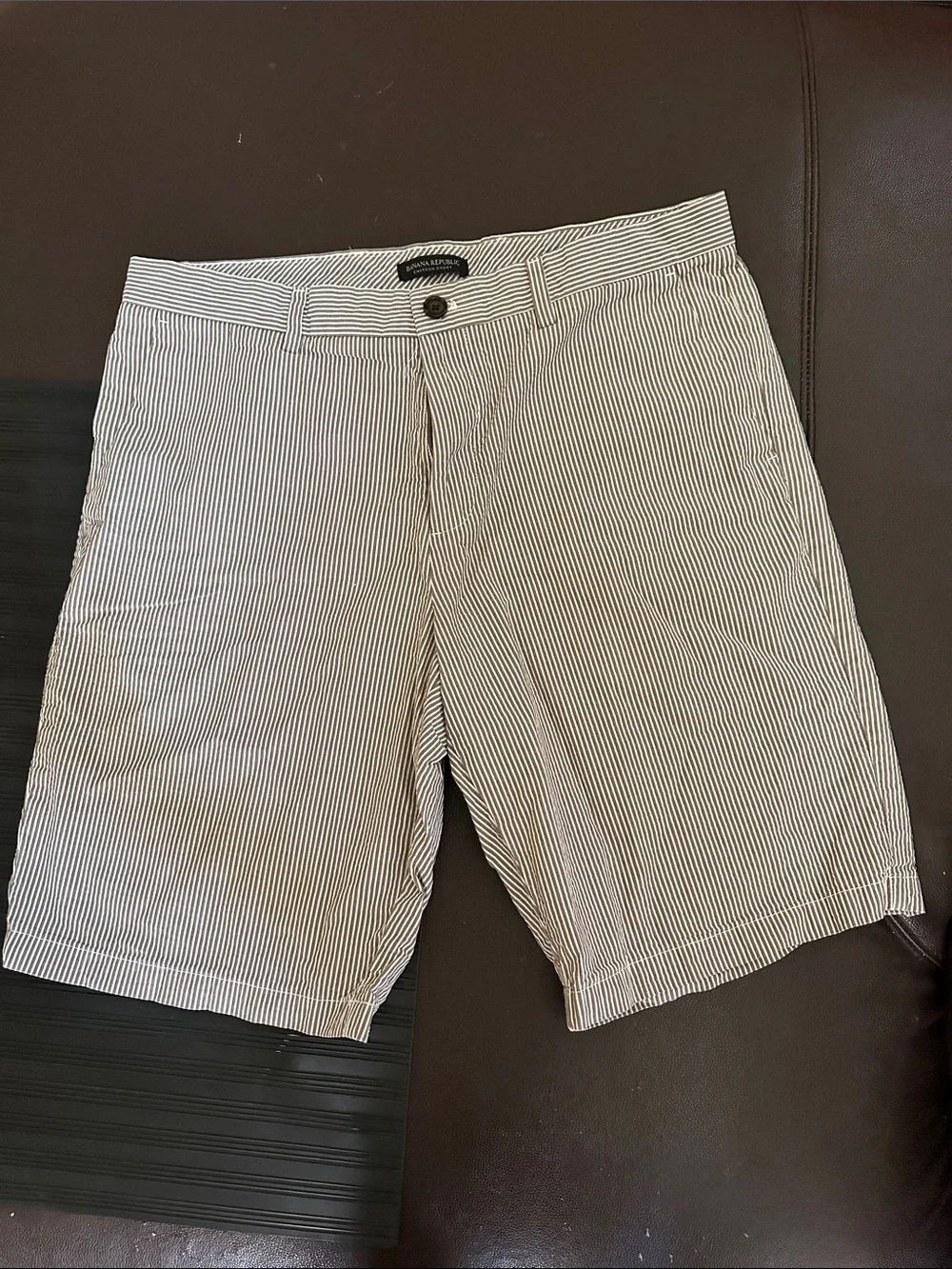 Banana Republic Gray & White Pinstriped Flat-Front Shorts